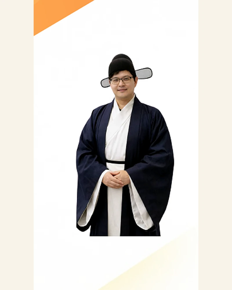 Mr. L., Chinese educator