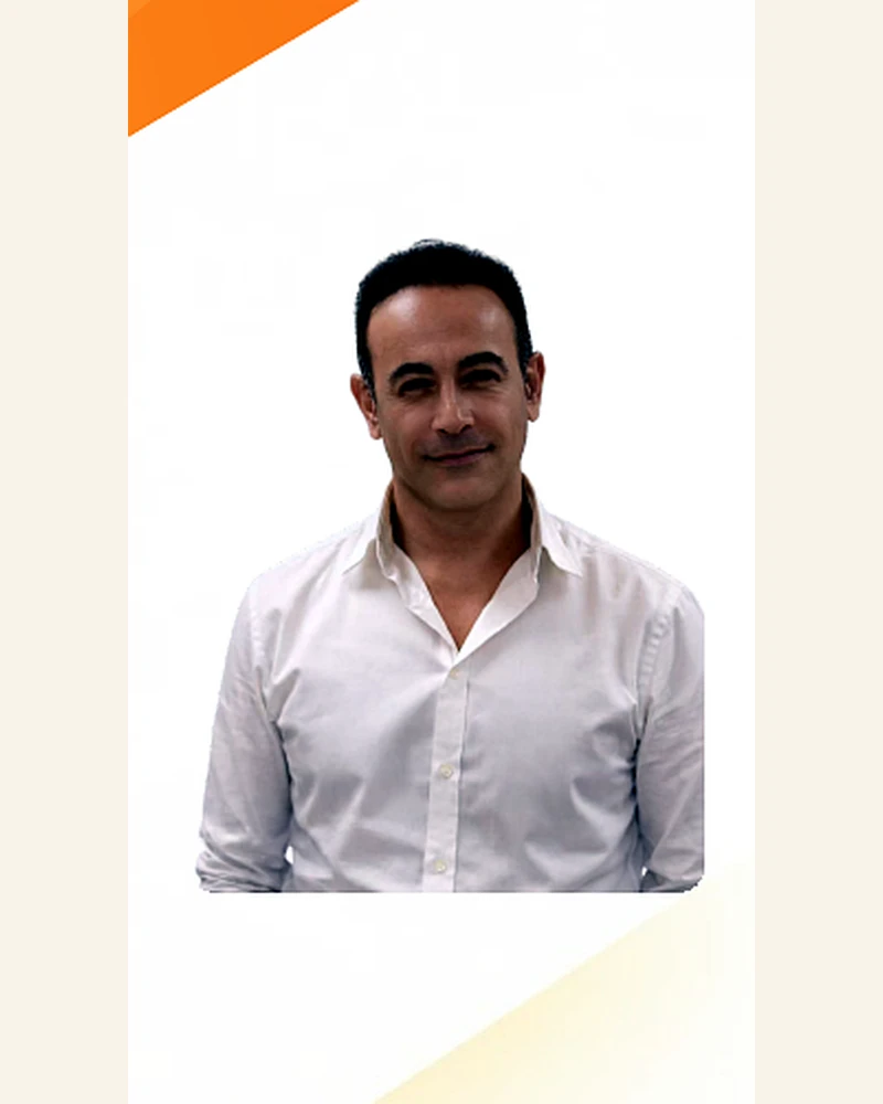 Mr. N., Mathematics & Physics educator